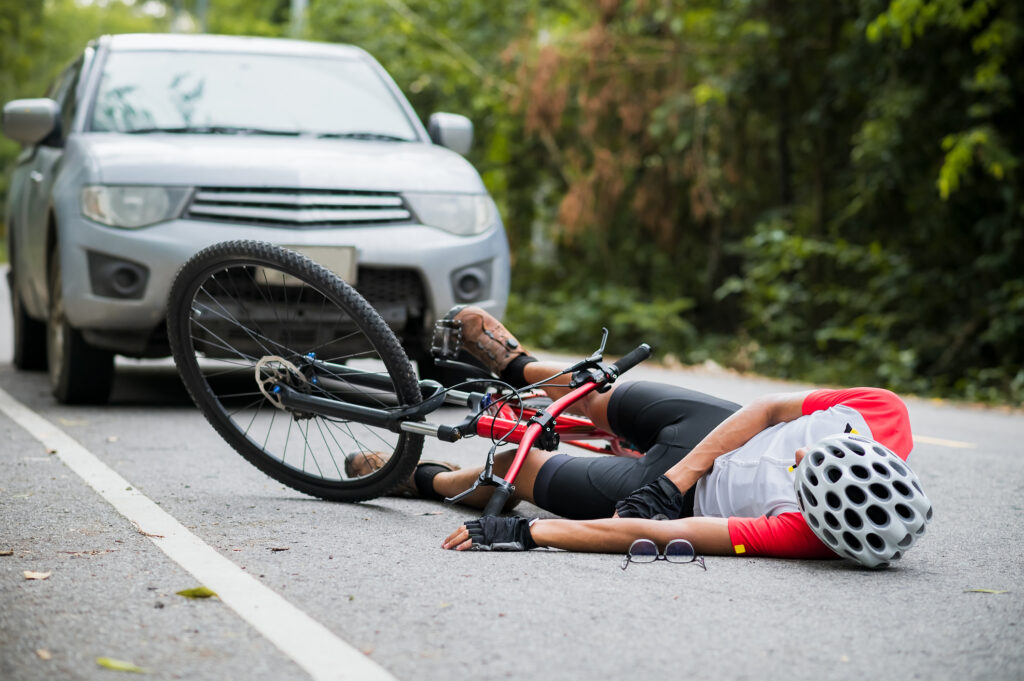 bicycle accident scene, car hit bicyclist, bicycle accident claim