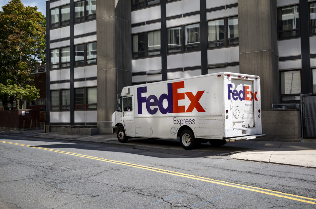 fed ex truck accident